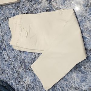 American Eagle Outfitters white low rise white cropped jeans